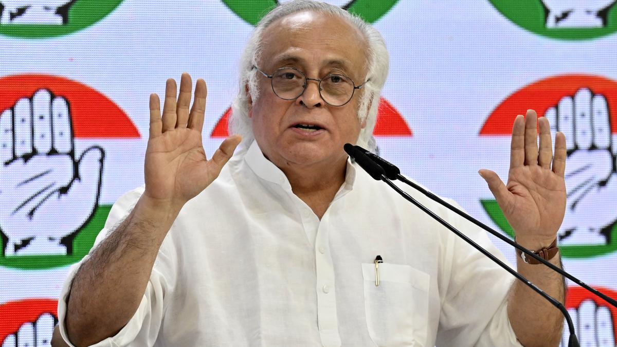 نو منتخب نائب صدر کو کانگریس کی نصیحت: ڈاکٹر رادھا کرشنن کے اقوال کا حوالہ دیتے ہوئے ذمہ داریاں یاد دلائیں