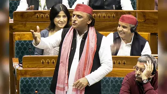 "الیکشن کمیشن کا کوئی وجود نہیں، اسے سفید کپڑا دینا ہوگا" اکھلیش یادو کا ملکی پور ضمنی انتخاب پر شدید ردعمل