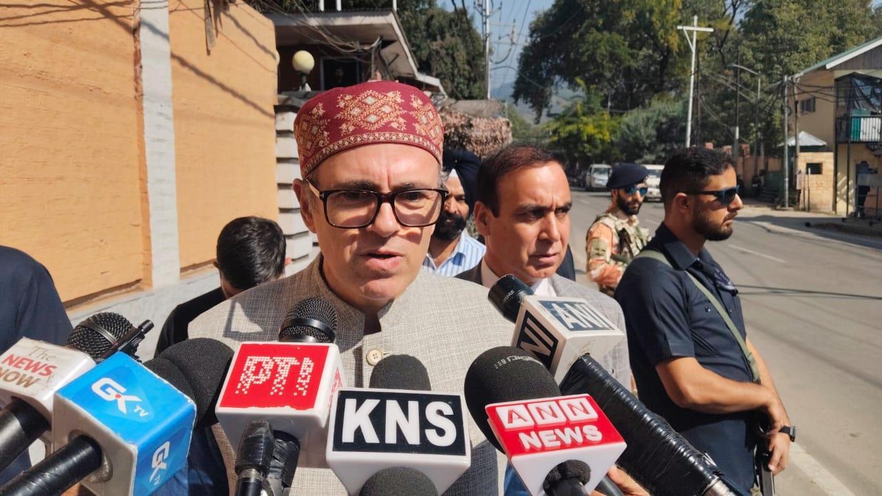 راجیہ سبھا انتخاب بتائے گا کون بی جے پی کے ساتھ ہے اور کون اس کے خلاف: عمر عبداللہ