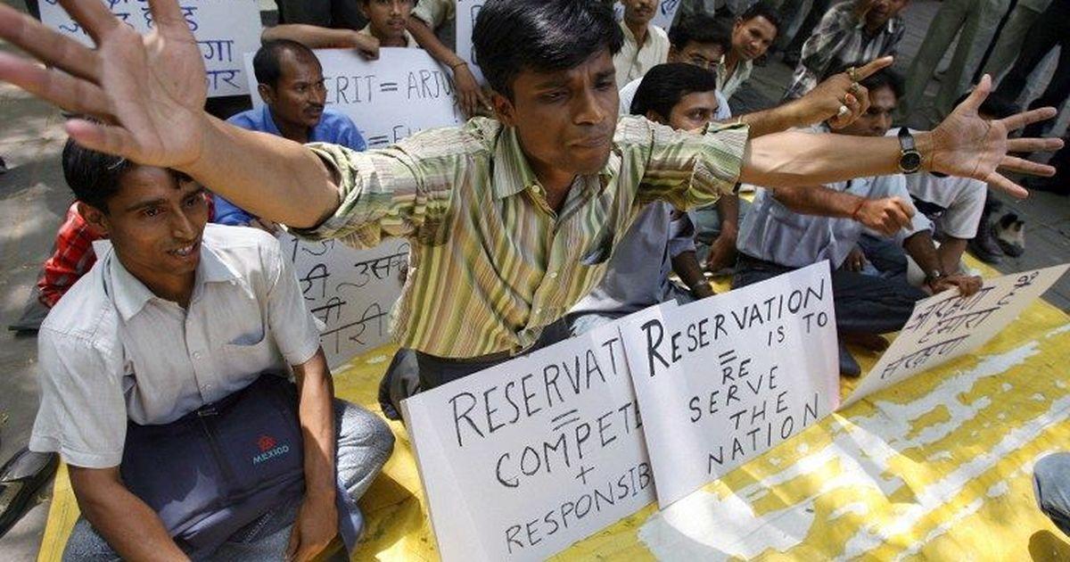 دلت، پسماندہ طلبہ کے لیے تعلیم مشکل، حکومت پر جان بوجھ کر رکاوٹیں کھڑی کرنے کا الزام