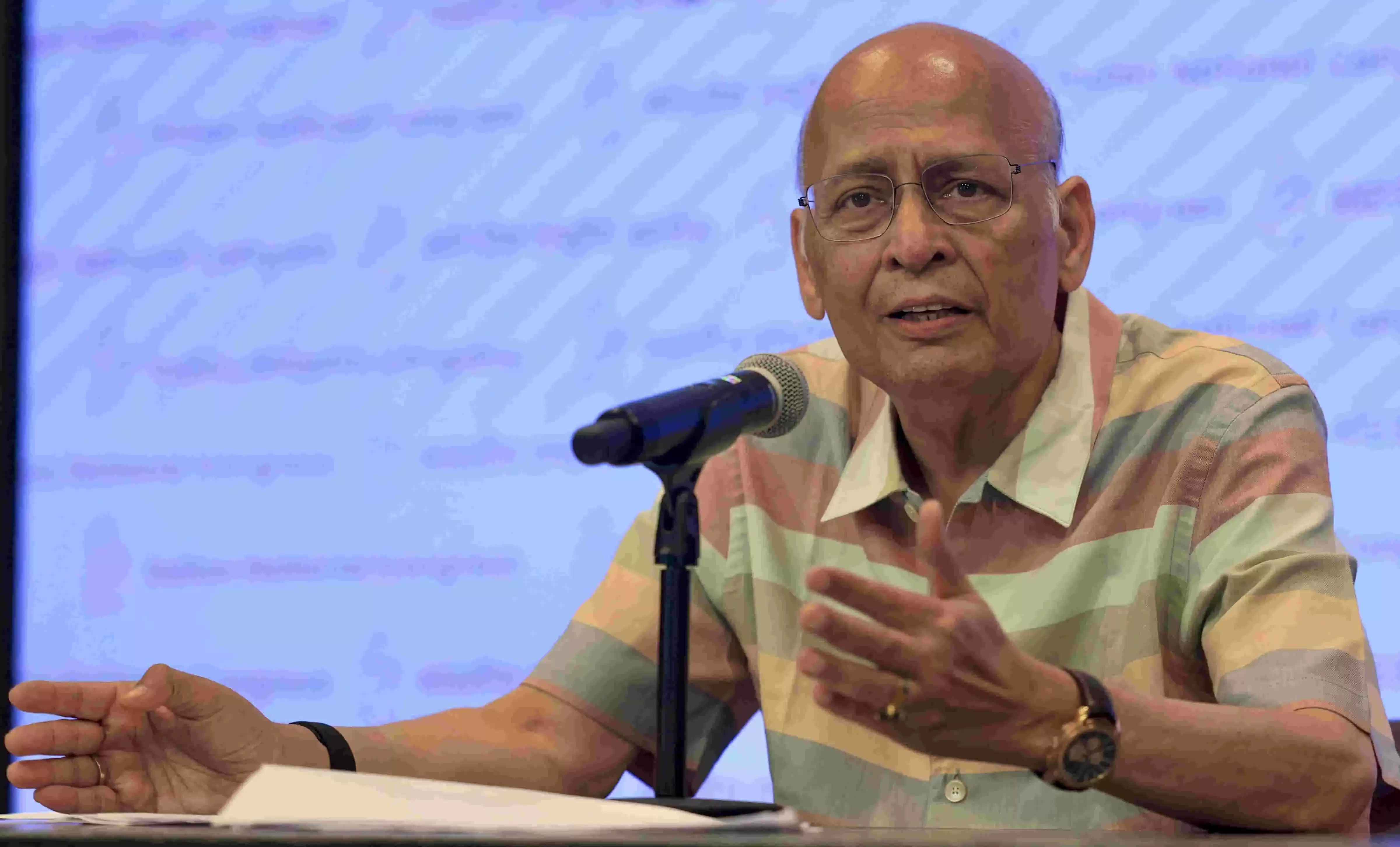 حکومت آئینی اصولوں کی پرواہ کیے بغیر معمولی سیاست میں مصروف ہے، کانگریس کا الزام