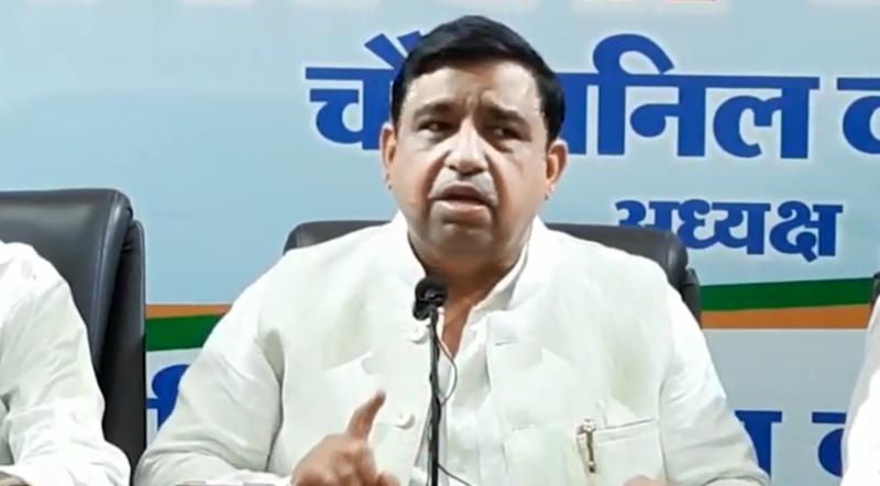 دہلی اسمبلی کا سرمائی اجلاس ہنگامہ آرائی کی بھینٹ، بی جے پی–عآپ ٹکراؤ پر عوامی خزانہ ضائع: انل بھاردواج