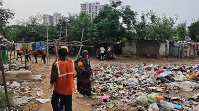 غیر قانونی تارکین وطن کی شناخت مہم کے بعد دہلی میں خوف کا ماحول، پولیس کارروائیوں سے بنگالی مزدور پریشان اور ہجرت پر مجبور