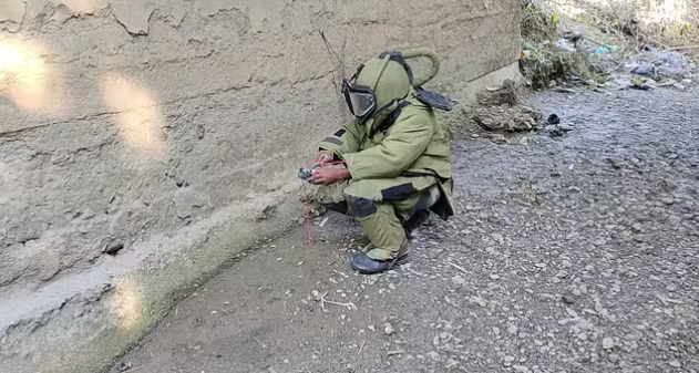 منی پور میں بم دھماکوں کی سازش ناکام، دھماکہ خیز مواد اور ڈیٹونیٹر ضبط