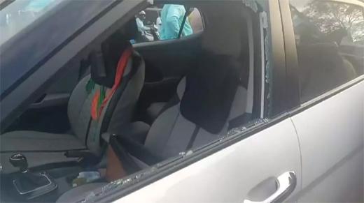 کنداپور میں کار کی کھڑکی کا شیشہ توڑ کر چرائے گئے 2 لاکھ روپے