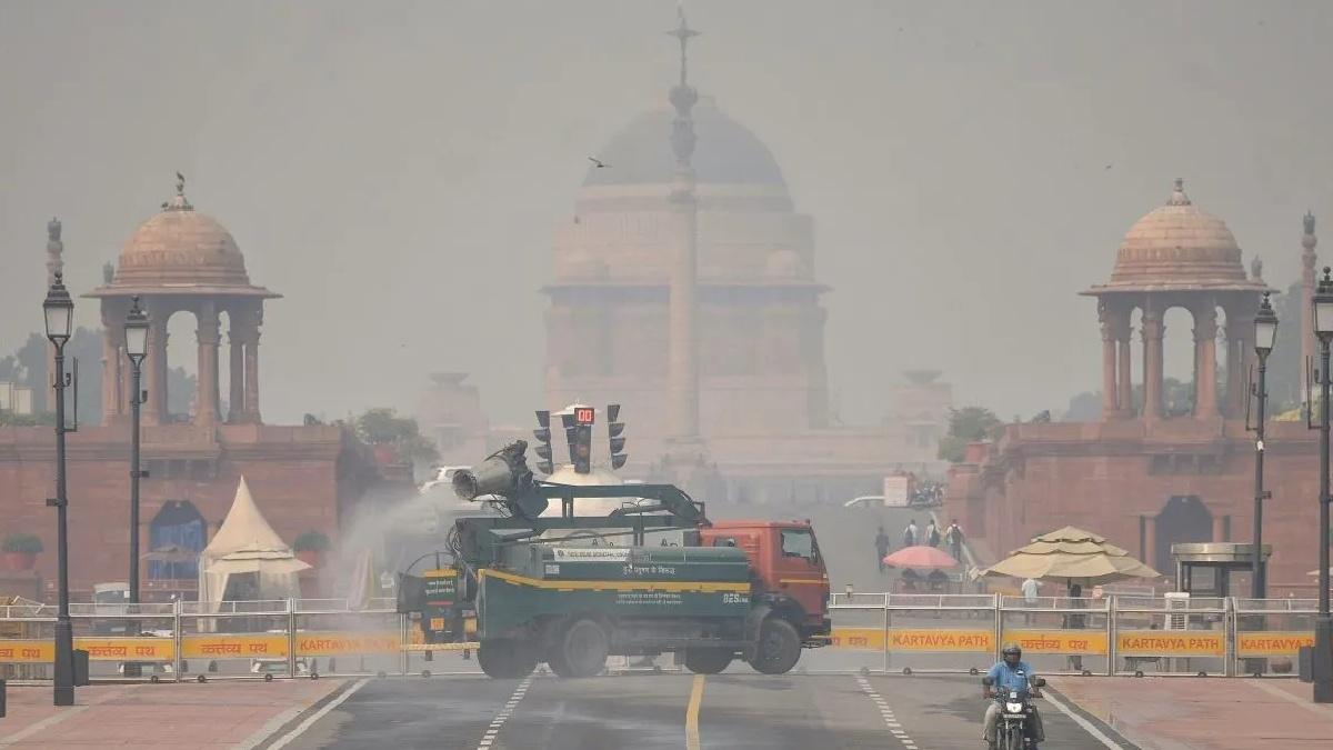 دہلی کی آلودگی پر کانگریس کا حملہ، مودی حکومت پر بنیادی حق چھیننے کا الزام