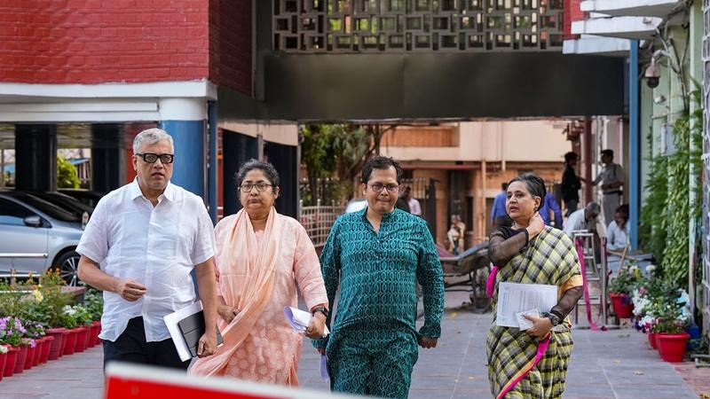 الیکشن کمیشن دفتر کے باہر مظاہرے کا معاملہ: ڈیریک اوبرائن سمیت تمام 10 افراد کو عدالت سے کلین چٹ