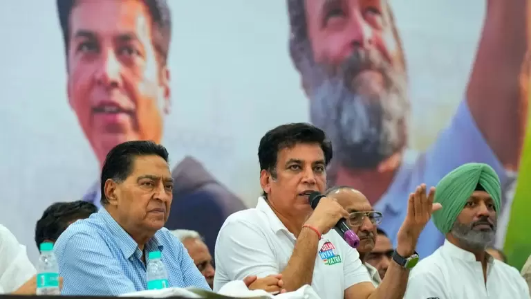 دیویندر یادو کا دعویٰ: دہلی کے عوام کو کیجریوال کی بدعنوان حکومت سے نجات دلائیں گے