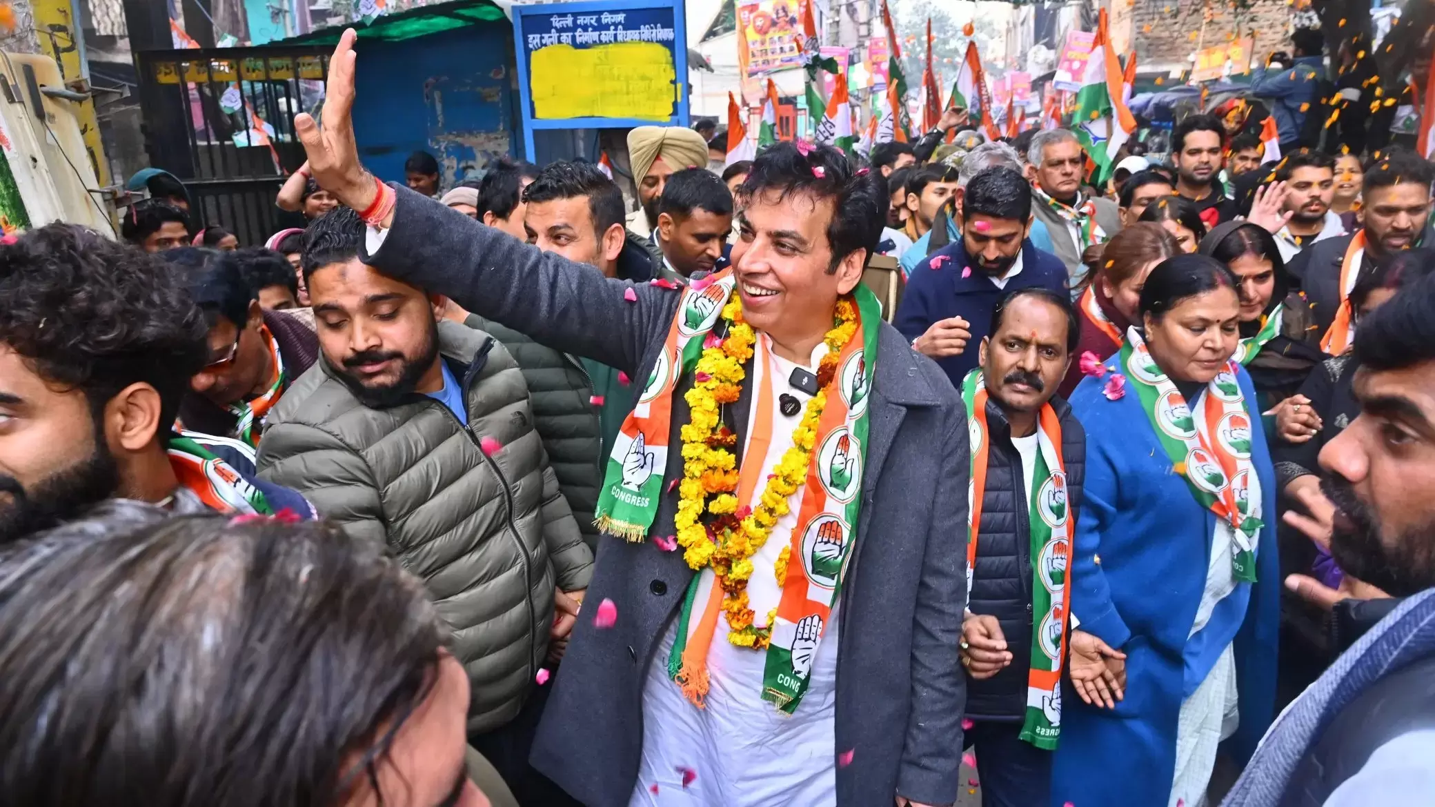 دہلی اسمبلی انتخابات: دہلی کانگریس صدر دیویندر یادو نے بادلی حلقہ سے کاغذات نامزدگی جمع کیے