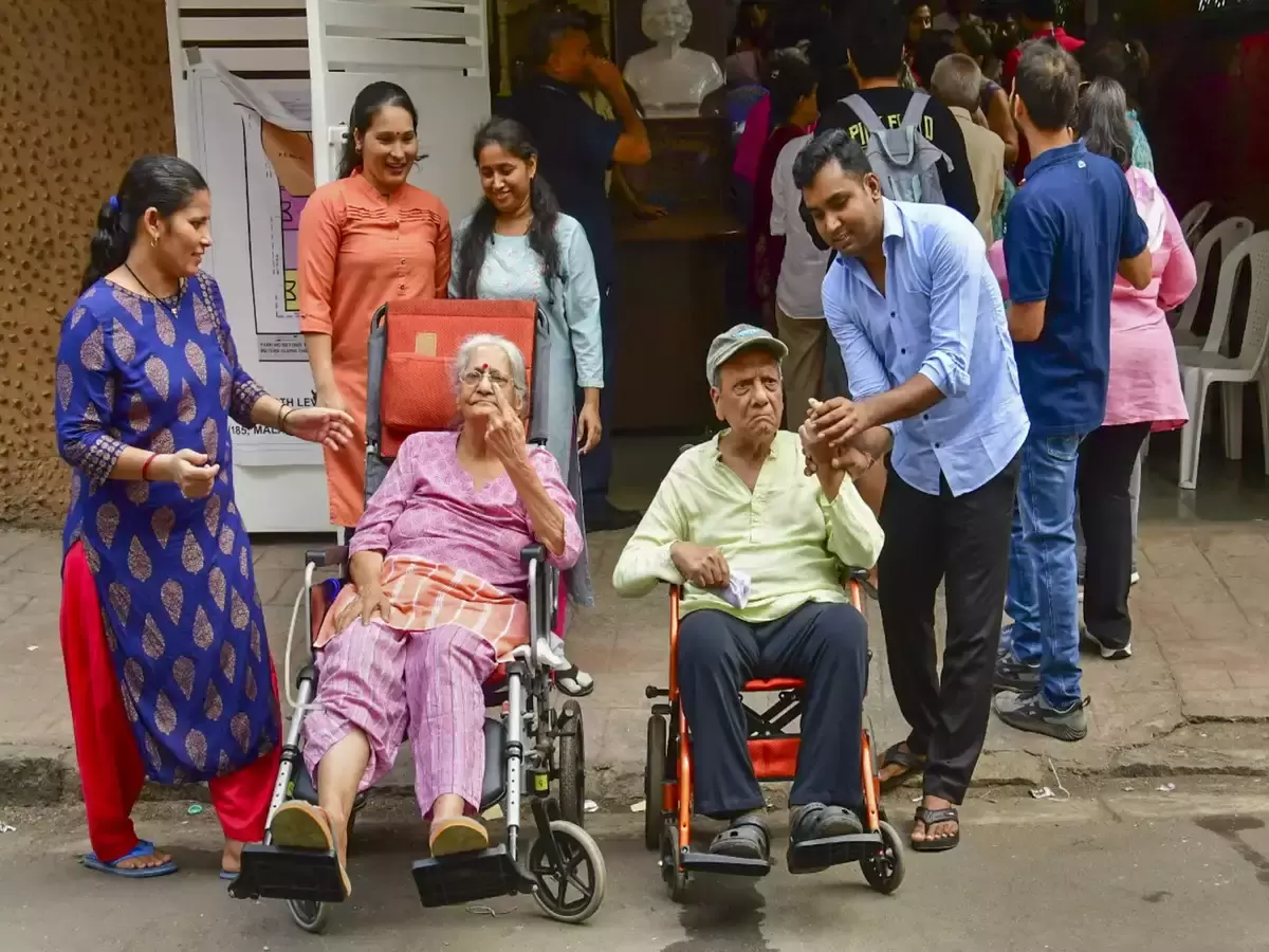 مہاراشٹر انتخابات: الیکشن کمیشن کو اسمبلی اور لوک سبھا انتخابات میں استعمال ہونے والی ’پری-نمبرڈ سلپس‘ کی تفصیلات نہیں ملی