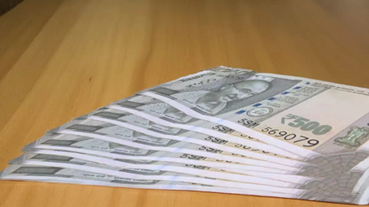 مرکزی حکومت نے آٹھویں تنخواہ کمیشن کی منظوری دی، لاکھوں سرکاری ملازمین کی تنخواہوں میں اضافے کا امکان