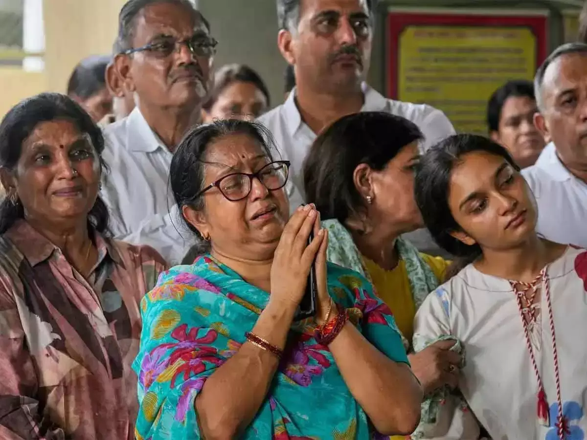 ڈی این اے ٹیسٹ کی مدد سے احمد آباد حادثے کے 87 افراد کی پہچان