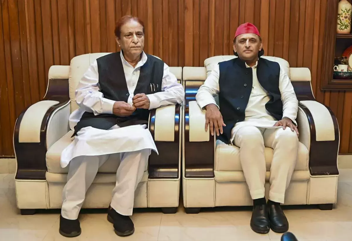 بہار اسمبلی انتخابات: سماجوادی پارٹی نے 20 اسٹار پرچارکوں کی فہرست جاری کی، اعظم خان بھی فہرست میں شامل