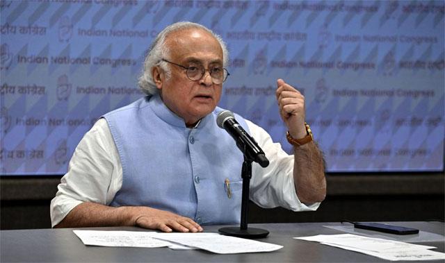 جے رام رمیش کا نئے لیبر قوانین پر سخت ردعمل، بنیادی مزدور حقوق پر 5 اہم سوال اٹھا دیے