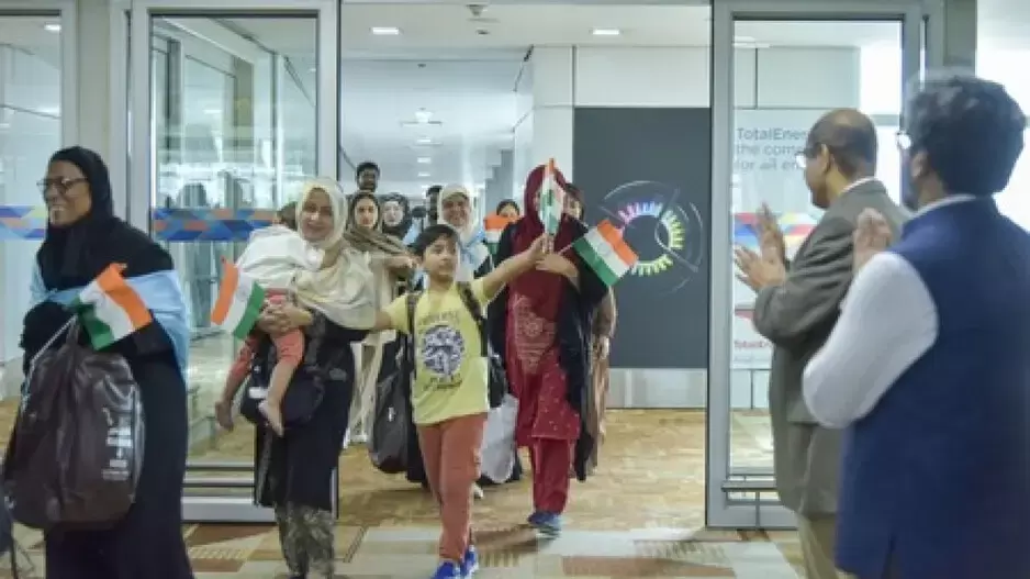 ایران و اسرائیل تنازعہ کے درمیان ’آپریشن سندھو‘ کے تحت 4400  ہندوستانی شہریوں کا کامیاب انخلا