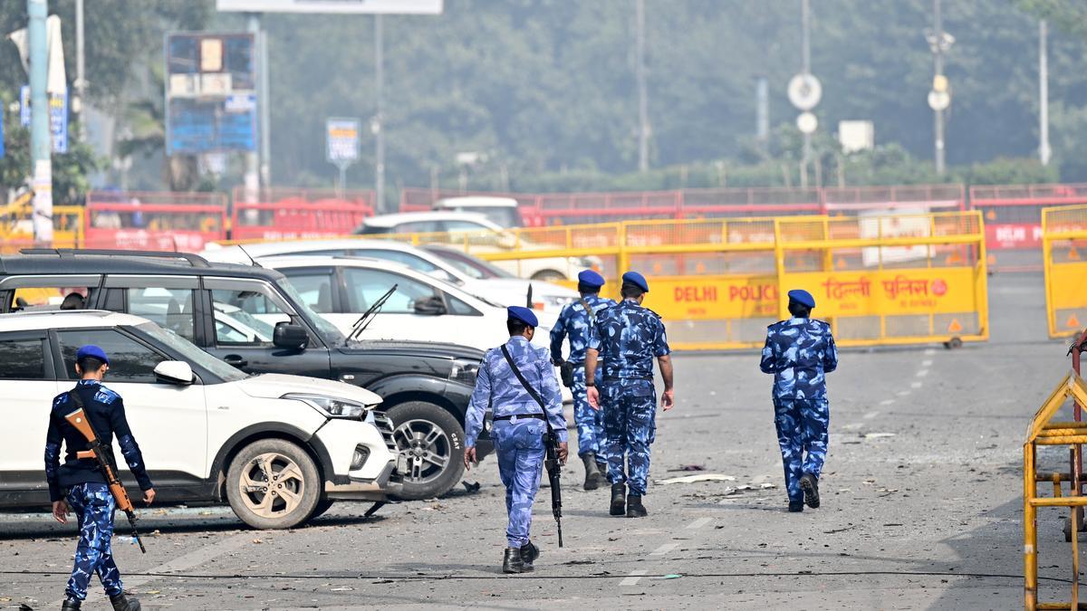 لال قلعہ کار دھماکے کے بعد نجی نیوز چینلز کیلئے مرکز کی جانب سے سخت ہدایات جاری