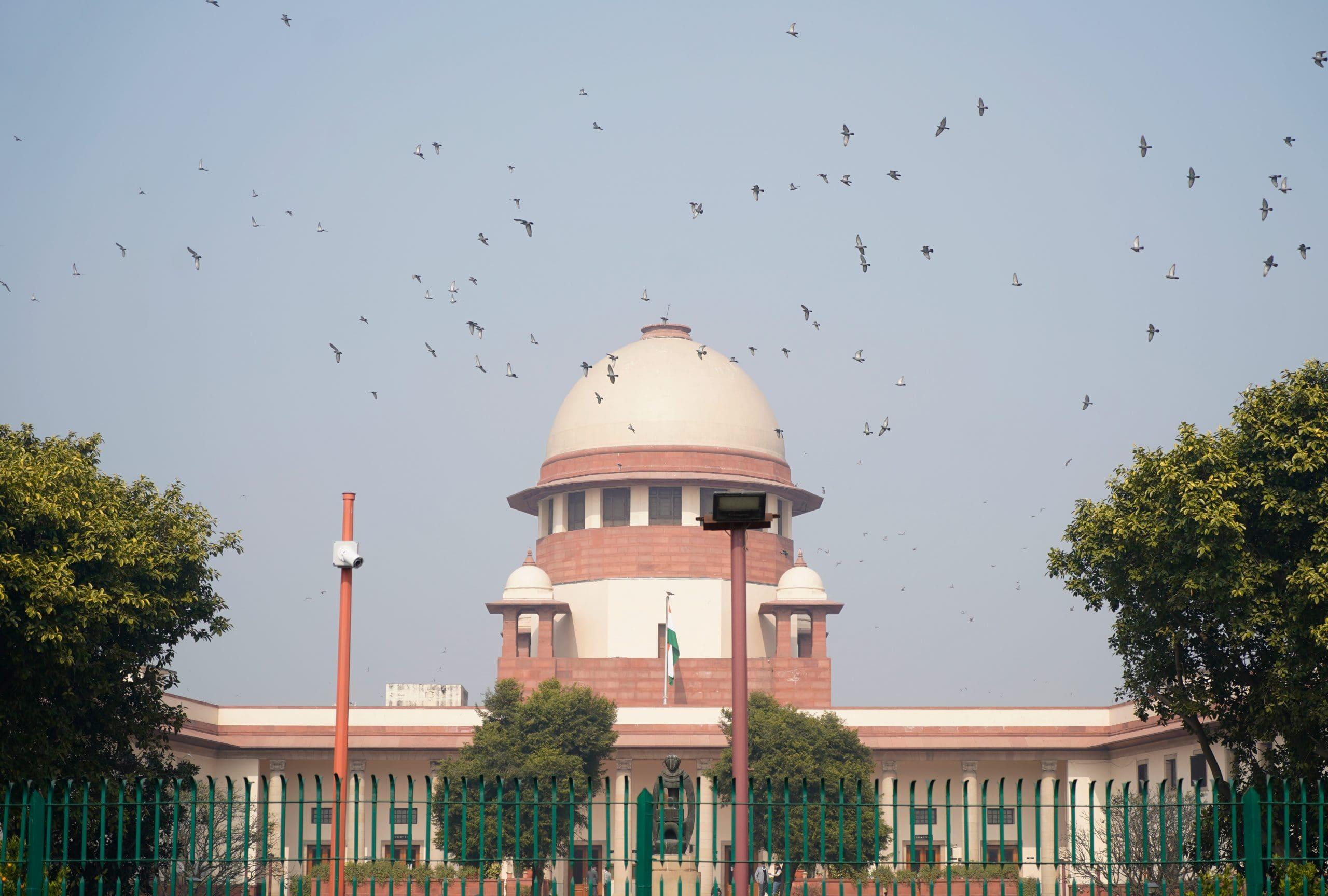 سپریم کورٹ نے وقف ایکٹ پرجاری کیا جزوی حکم امتناعی ؛ اسلام پر پانچ سالہ عمل داری کی شرط معطل