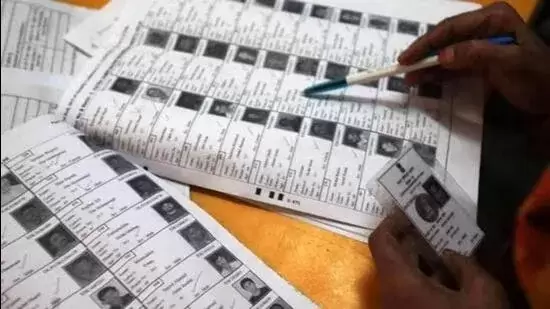 مہاراشٹر میں ووٹر لسٹ میں ایک خاتون کے 6 اندراجات، بلدیاتی انتخابات سے پہلے ریاستی الیکشن کمیشن کی لاپرواہی سامنے