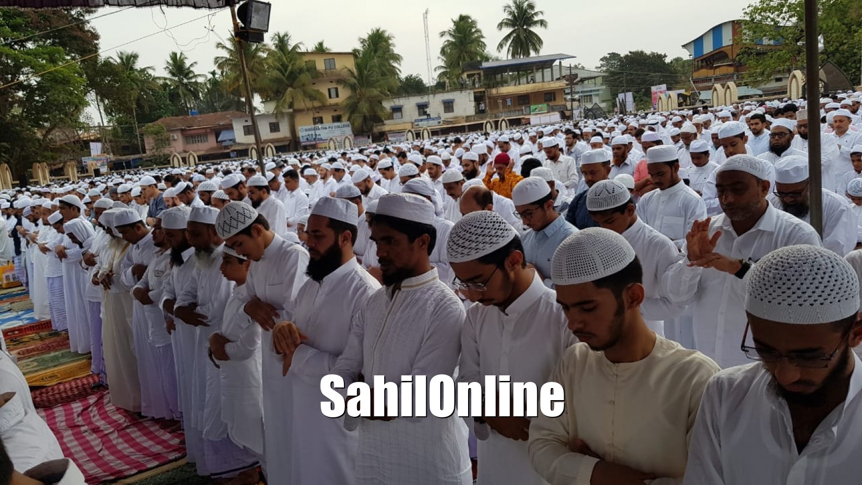 Eid-ul-Fitr celebrated with fervour in Bhatkal  SahilOnline