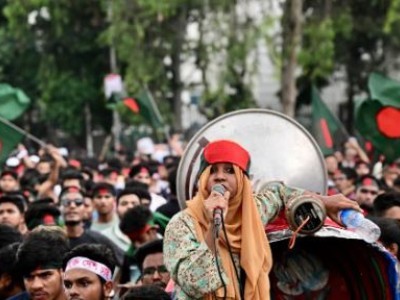 بنگلہ دیش کوٹہ سسٹم احتجاج: 100 سے زائد افراد ہلاک، 2500 زخمی، ملک بھر میں کرفیو، سڑکوں پر فوج کا پہرہ